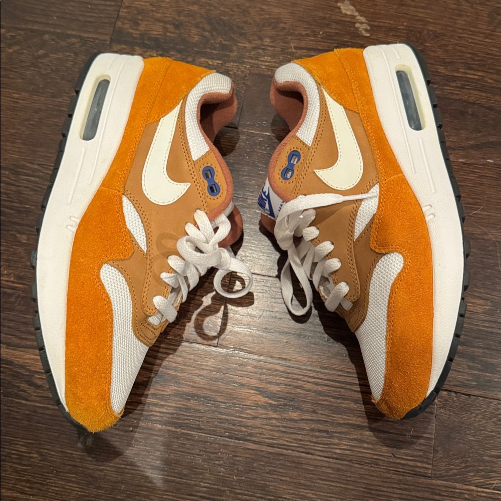 Nike Air Max Men's White, Tan and Cognac Sneakers - Picture 5 of 11